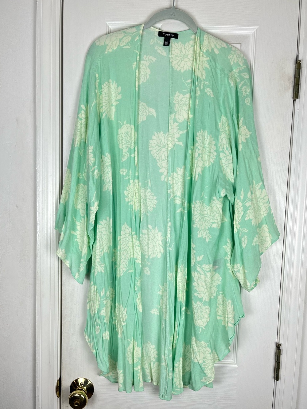 Torrid Floral Open Front Kimono Wrap Rayon Plus Size 3/4 Beach Coastal